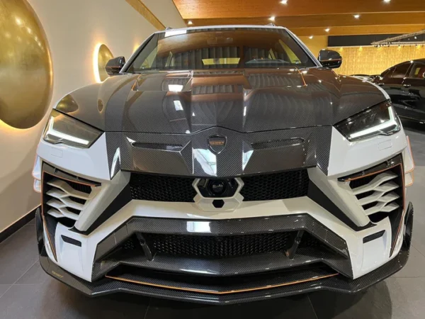 Forged Carbon Fiber WIDE BODY KIT LAMBORGHINI URUS - Image 25