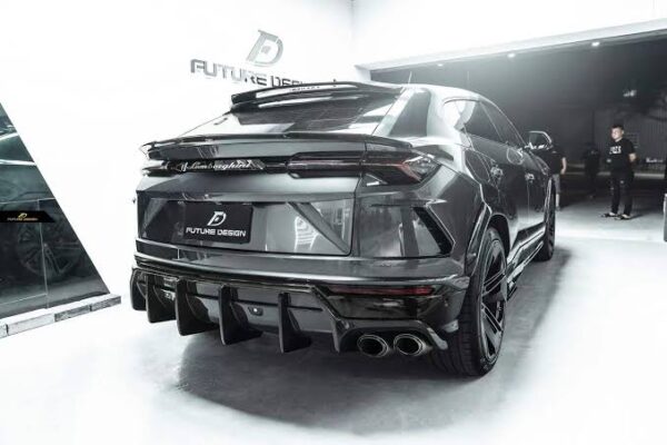 Aero Forged Carbon Rear Diffuser For Lamborghini Urus 2018-2019 - Image 4